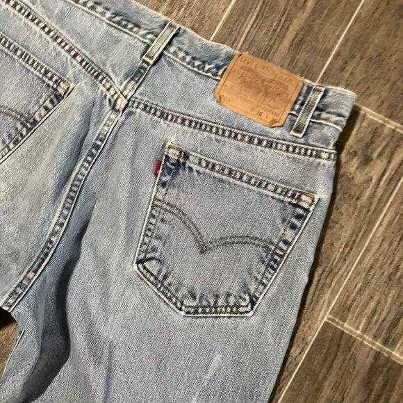 Levi’s 505 Regular Fit Straight Leg Blue Jeans Mens 36x30 Distressed - Picture 4 of 5